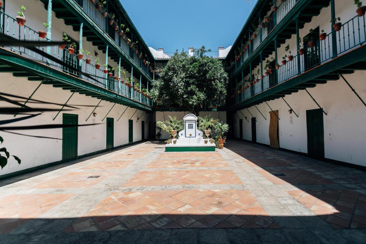 Alohamundi Alcazares Sevilla Bagian luar foto